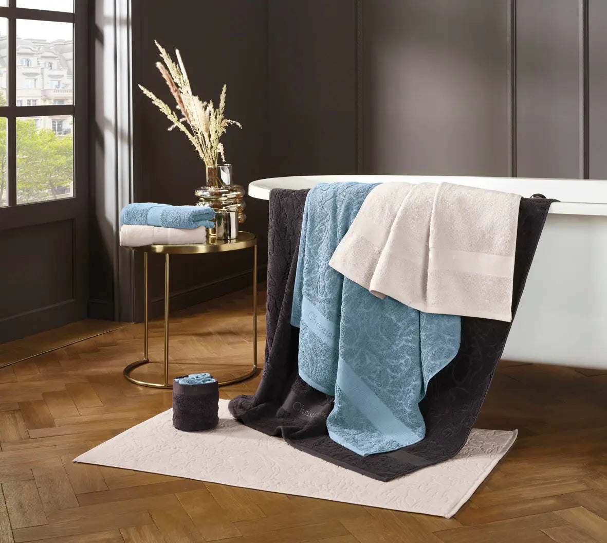 Exceptional offer on bath linen