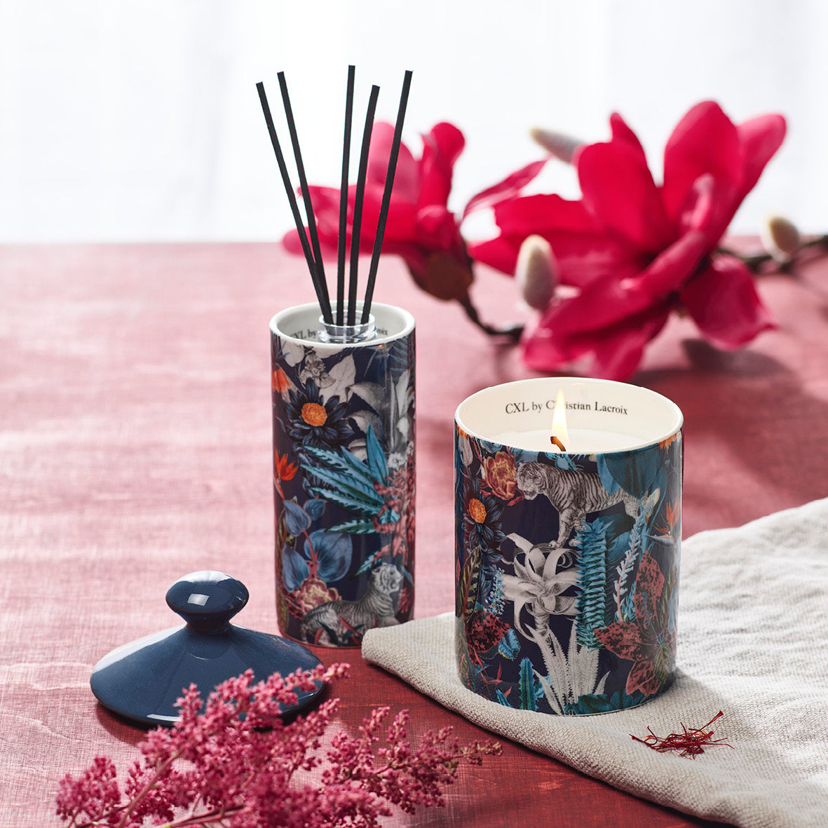 Diffuseur en porcelaine Zanzibar  Bleu marine - Poudre de saffran - 100 ml - CXL by Christian Lacroix Maison