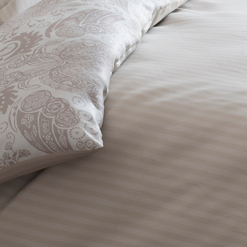 Housse de couette + taie(s) d'oreiller satin de coton - Arles taupe rayé - CXL by Christian Lacroix Maison