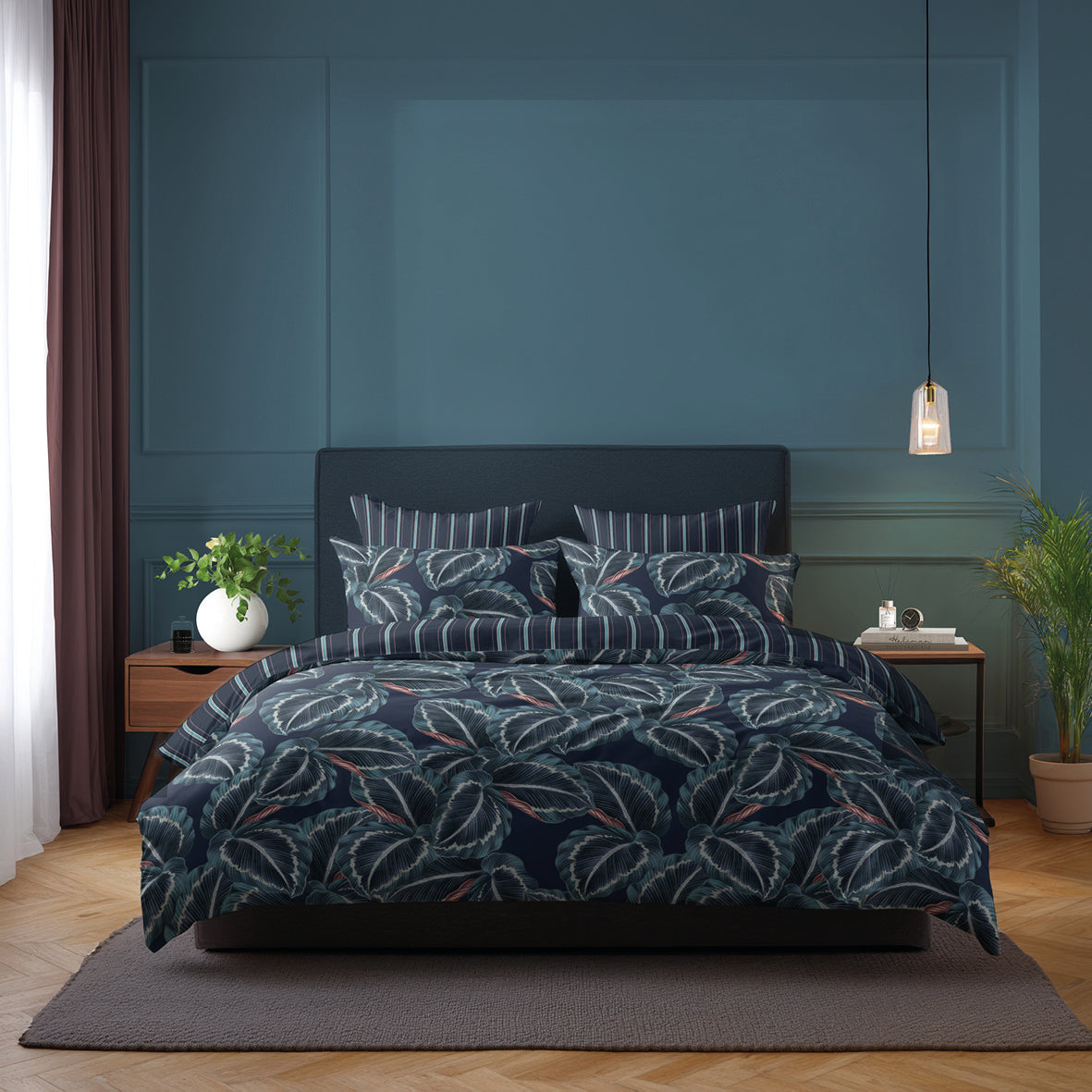 Housse de couette + taie(s) d’oreiller satin de coton - Calathea bleu foncé
