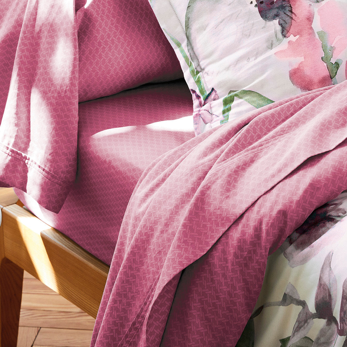 Housse de couette + taie(s) d'oreiller satin de coton - Exotique Framboise - CXL by Christian Lacroix Maison
