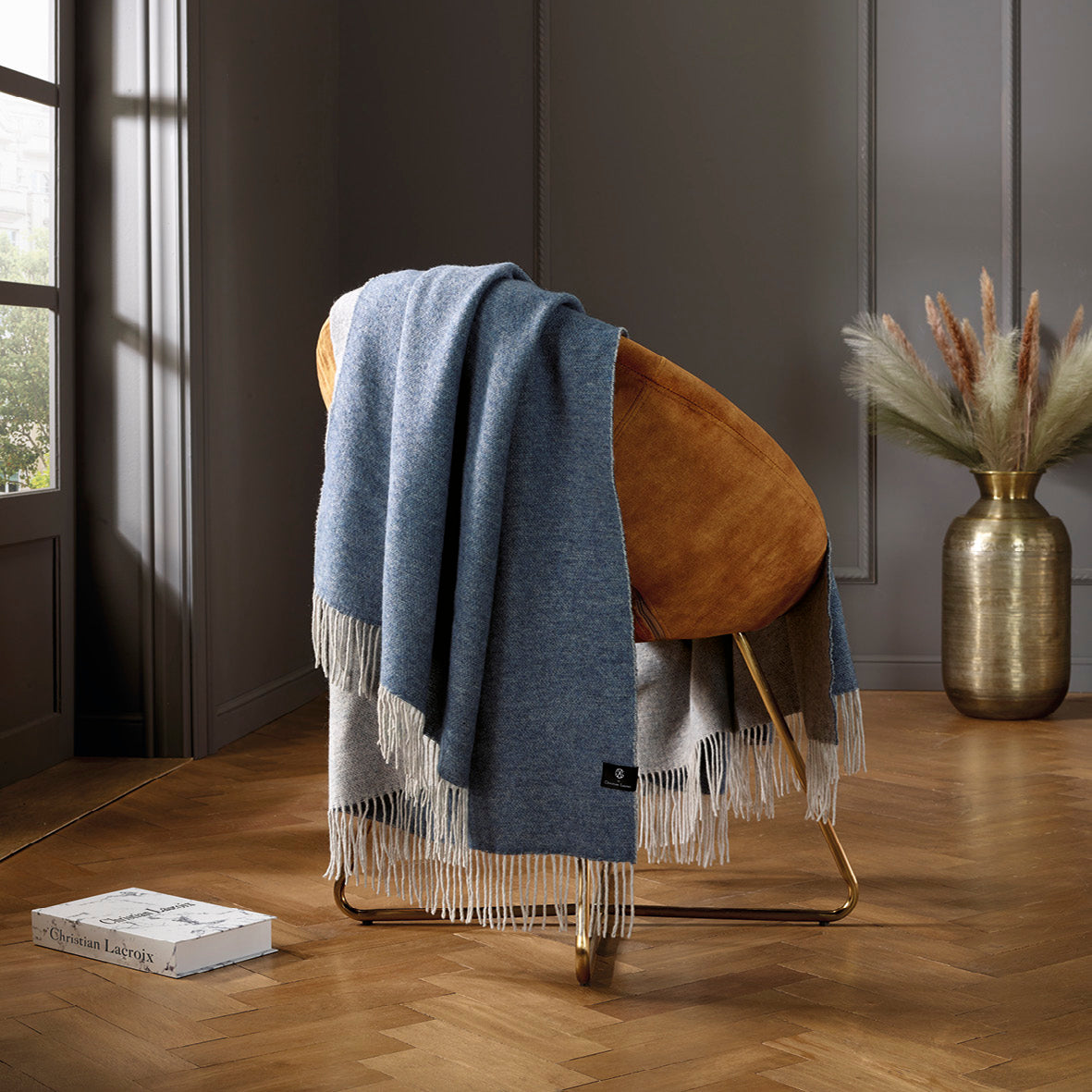 Plaid tissé 130 x 180 cm - Bleu foncé / gris clair - CXL by Christian Lacroix Maison