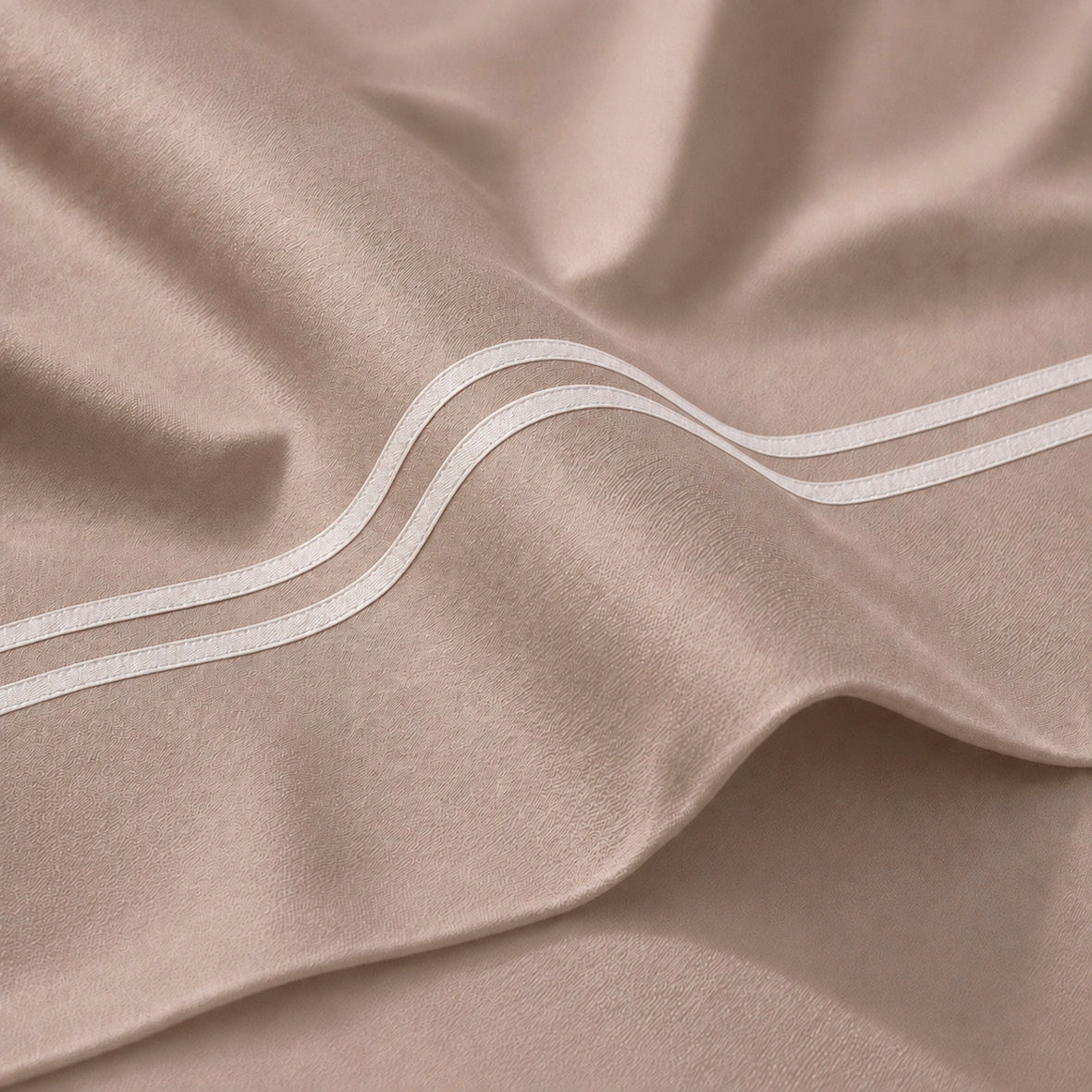 Taie de traversin satin de coton - Nîmes Blanc / Taupe - CXL by Christian Lacroix Maison