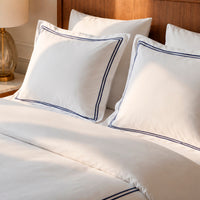 Taie d'oreiller satin de coton - Nîmes Bleu foncé / Blanc - CXL by Christian Lacroix Maison