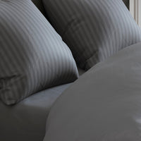 Taie(s) d'oreiller en satin de coton - Rayure tissé gris foncé - CXL by Christian Lacroix Maison