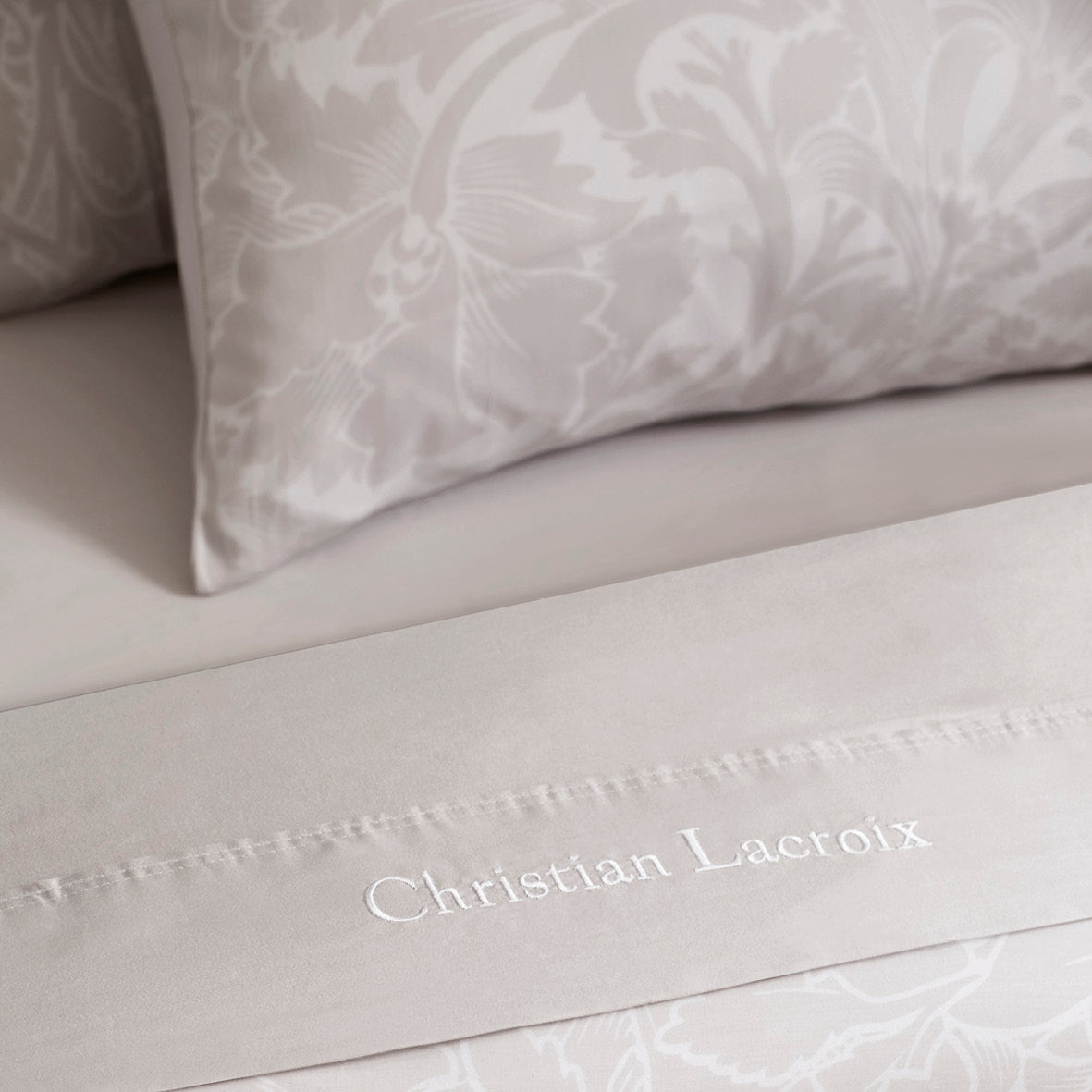Taie(s) d'oreiller satin de coton - Arabesque beige - CXL by Christian Lacroix Maison