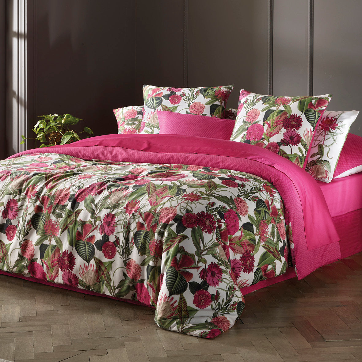 HOUSSE DE COUETTE - 100% satin de coton - Garden Fuchsia - CXL by Christian Lacroix Maison