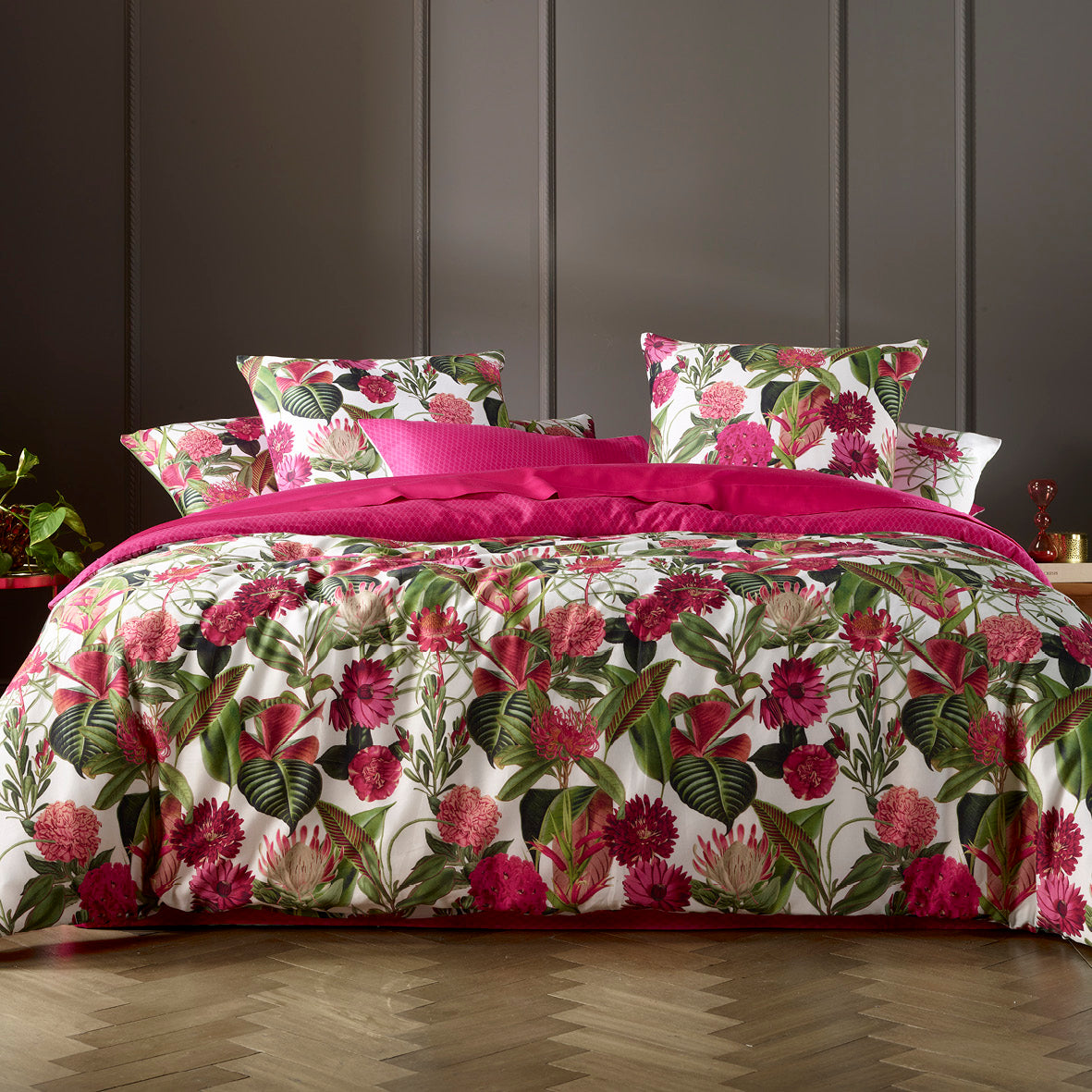 HOUSSE DE COUETTE - 100% satin de coton - Garden Fuchsia - CXL by Christian Lacroix Maison